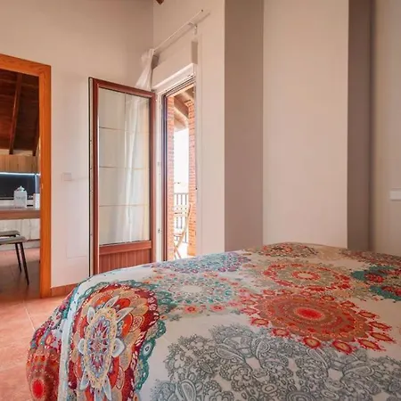 Sobrellano Apartment *